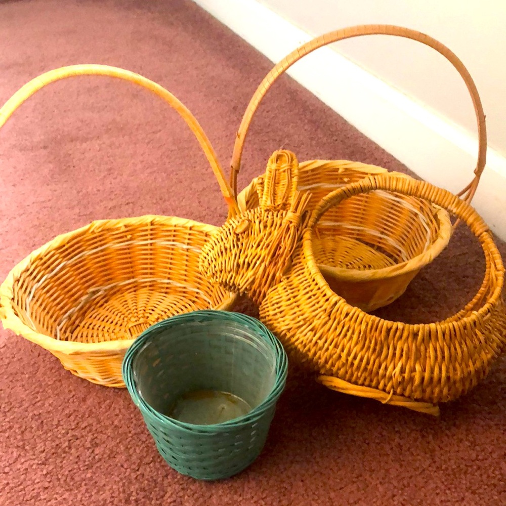 Lot of Four Wicker Easter Egg Baskets